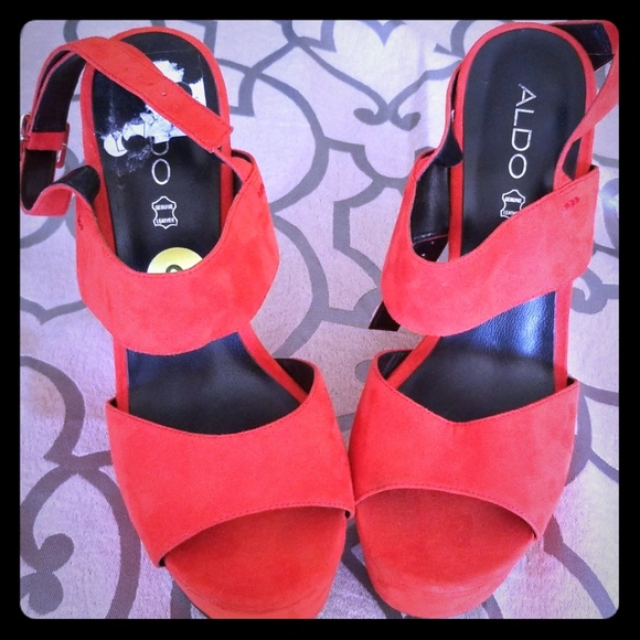 Aldo Shoes - Aldo  wedge heels